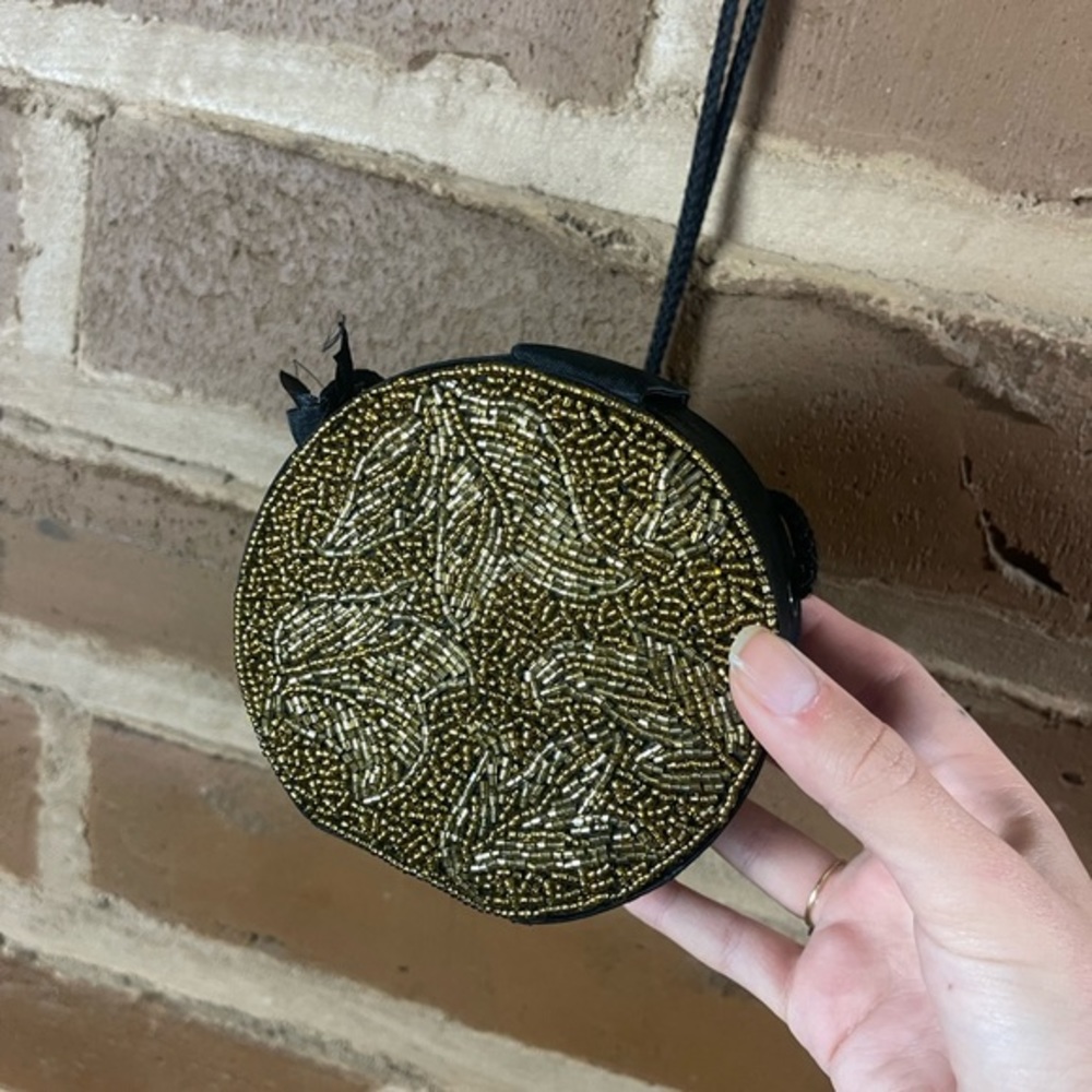New Oscar De La Renta Small Round Pill Box Evening Bag Gold Beading Black Satin